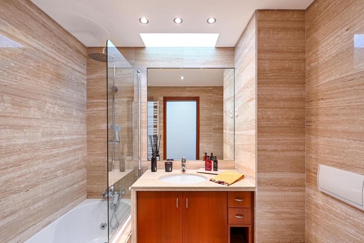 Leca Front Luxury Penthouse Apartment